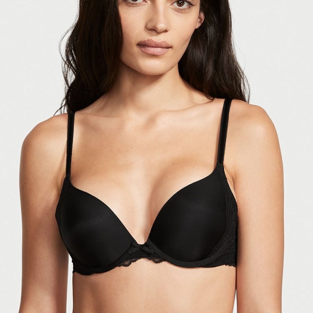 Victoria Secret Lace Black Push Up Bra 38DDD New‎ With Tags